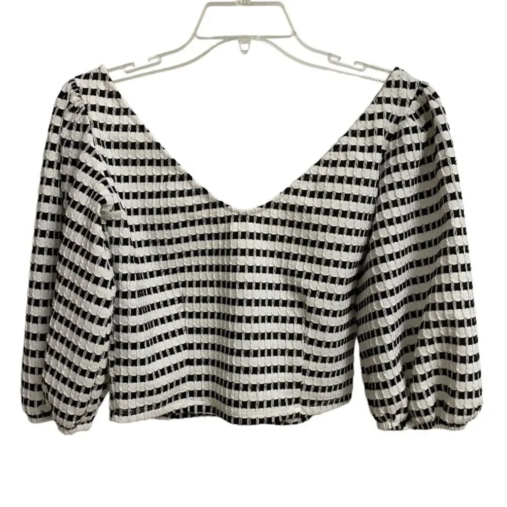 Zara Women's Puff Sleeve Crop Top Size L Black White Checkered Textured Preppy - Picture 9 of 12